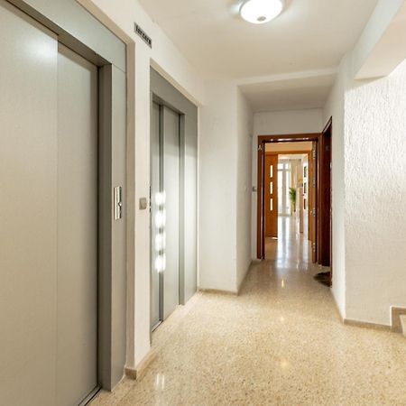 Charming 3 Bedroom Apartment At Triana Center By Oui Sevilla Kültér fotó