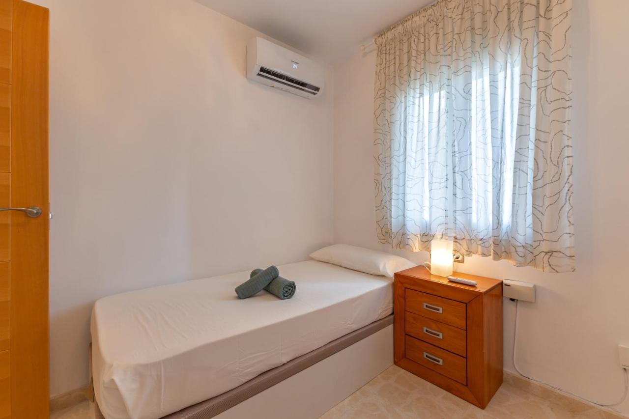 Charming 3 Bedroom Apartment At Triana Center By Oui Sevilla Kültér fotó