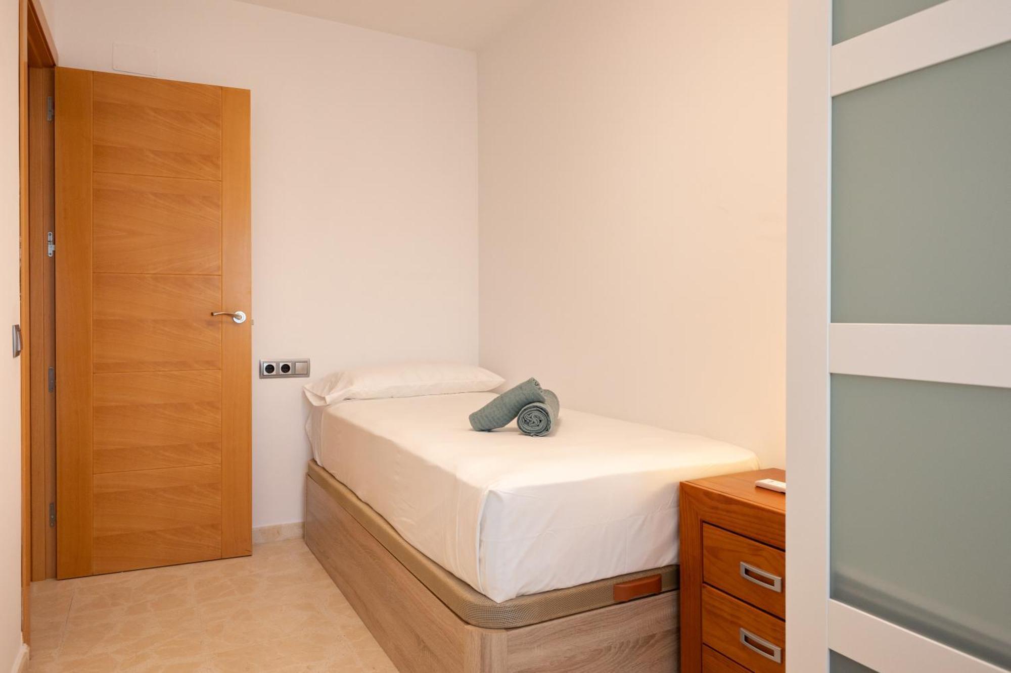 Charming 3 Bedroom Apartment At Triana Center By Oui Sevilla Kültér fotó