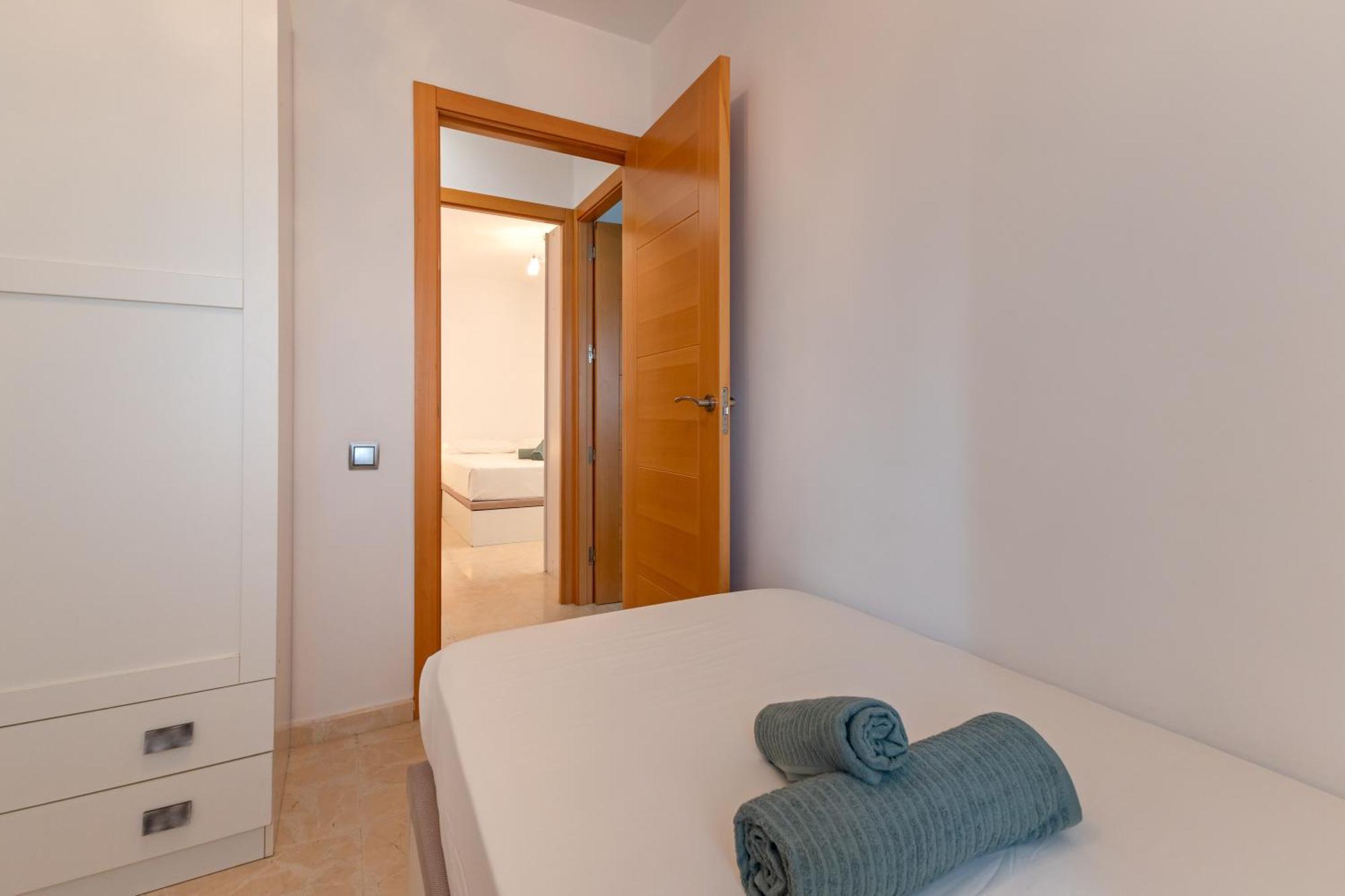 Charming 3 Bedroom Apartment At Triana Center By Oui Sevilla Kültér fotó